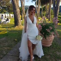 Da 1 a 10 quanto vi piace questo look di nozze? 👰 - 1