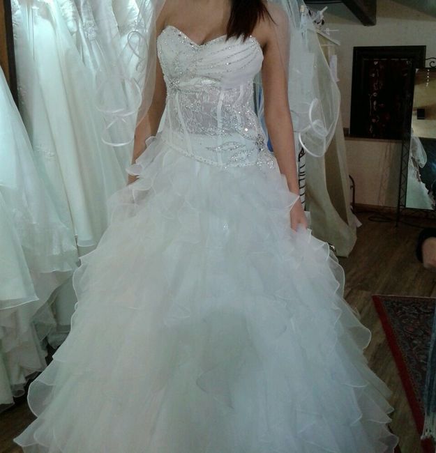 Questo é il mio abito e il vostro??? postate le foto!!!! - 1