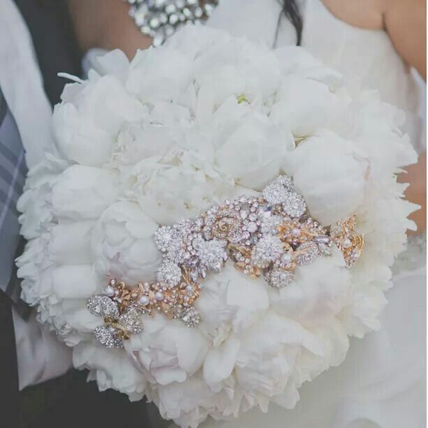 Bouquet...chi lo consegna alla sposa??!!! - 1