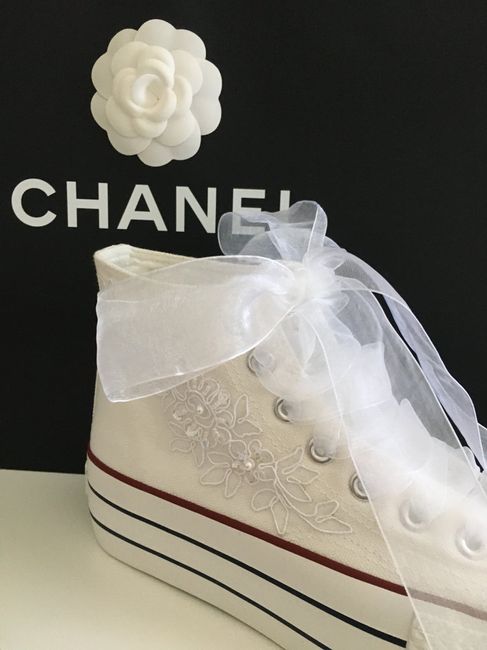 Sposa in converse personalizzate: vi piace l'idea? 3