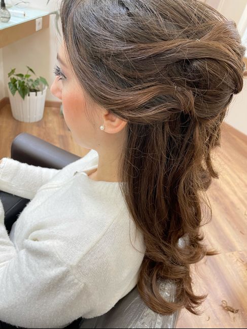 Acconciatura decisa 2