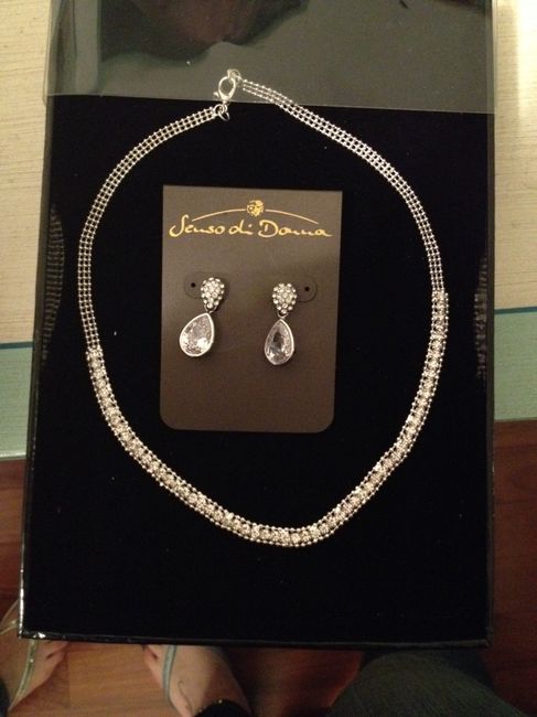 Orecchini e collana - 1