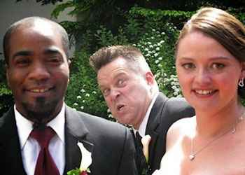 Il classico buontempone sfigato 