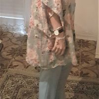 1) Stola con rondini e fiori. 