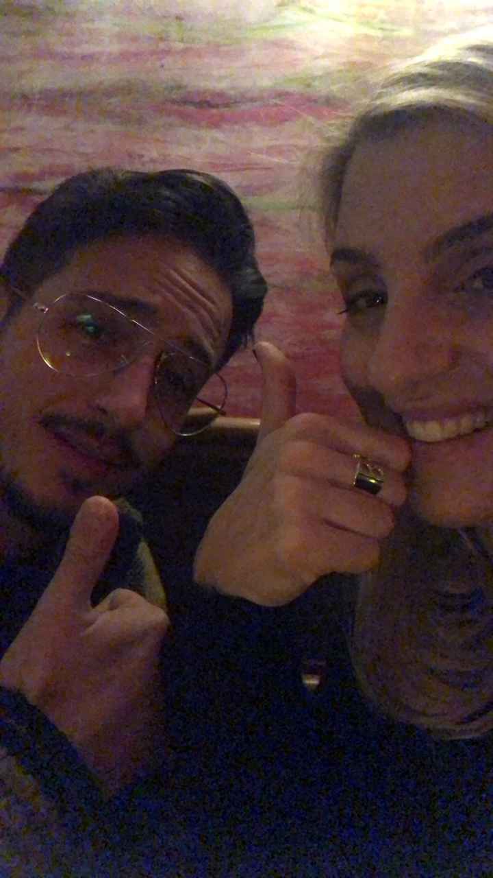 Postate una foto di voi due 👇 - 1