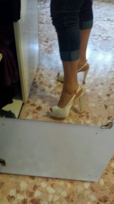 Ecco le mie scarpe ... - 1