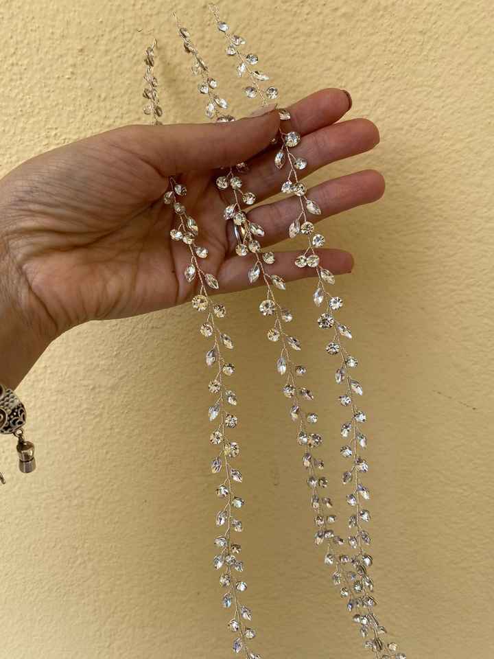 Accessori nei capelli - 1