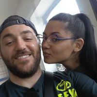 Postate una foto di voi due 👇 - 1