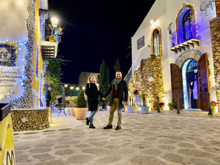 Postate una foto di voi due 👇 - 1