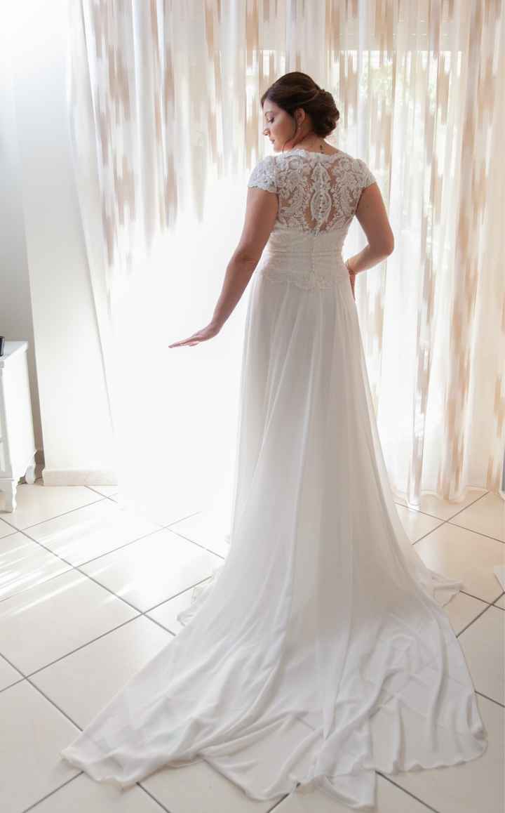 Sposa pesci: che abito sceglieresti? - 1