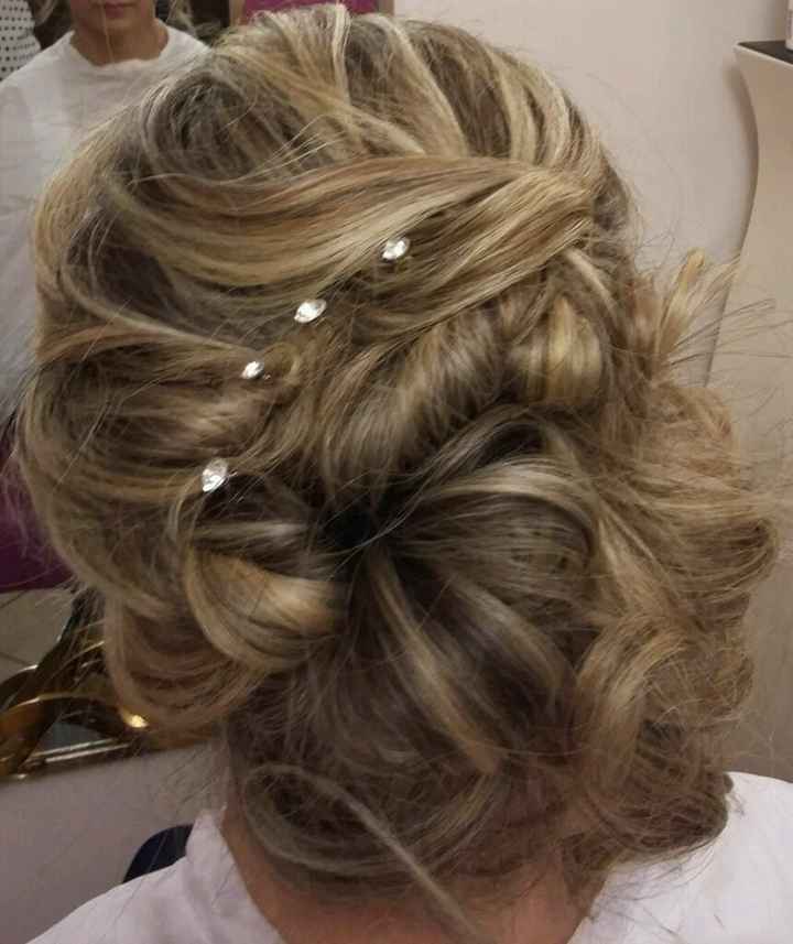 Capelli: fiore o brillantini? - 3