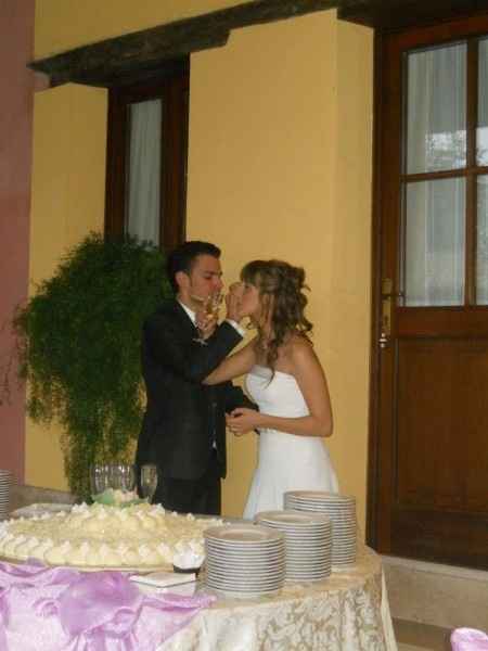 Dopo il taglio della torta si trinca!!