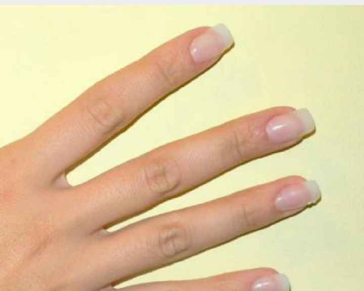 Colore unghie, consiglio? - 1