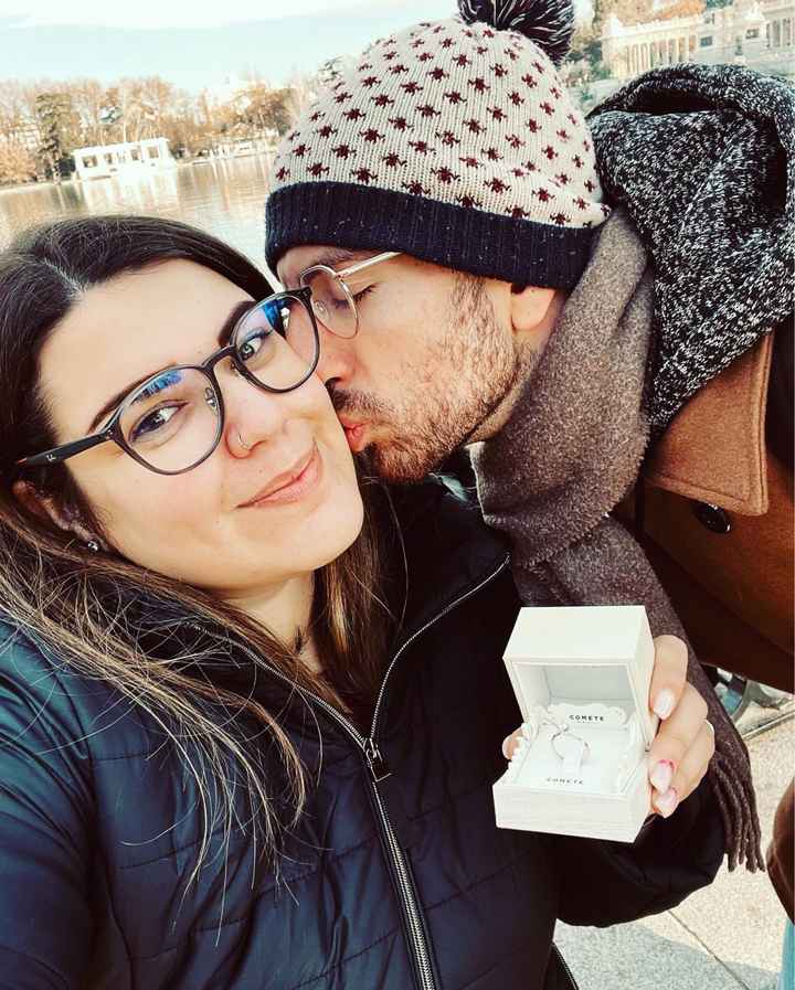 Postate una foto di voi due 👇 - 1