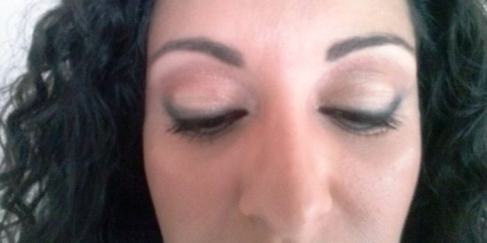 particolare del trucco occhi