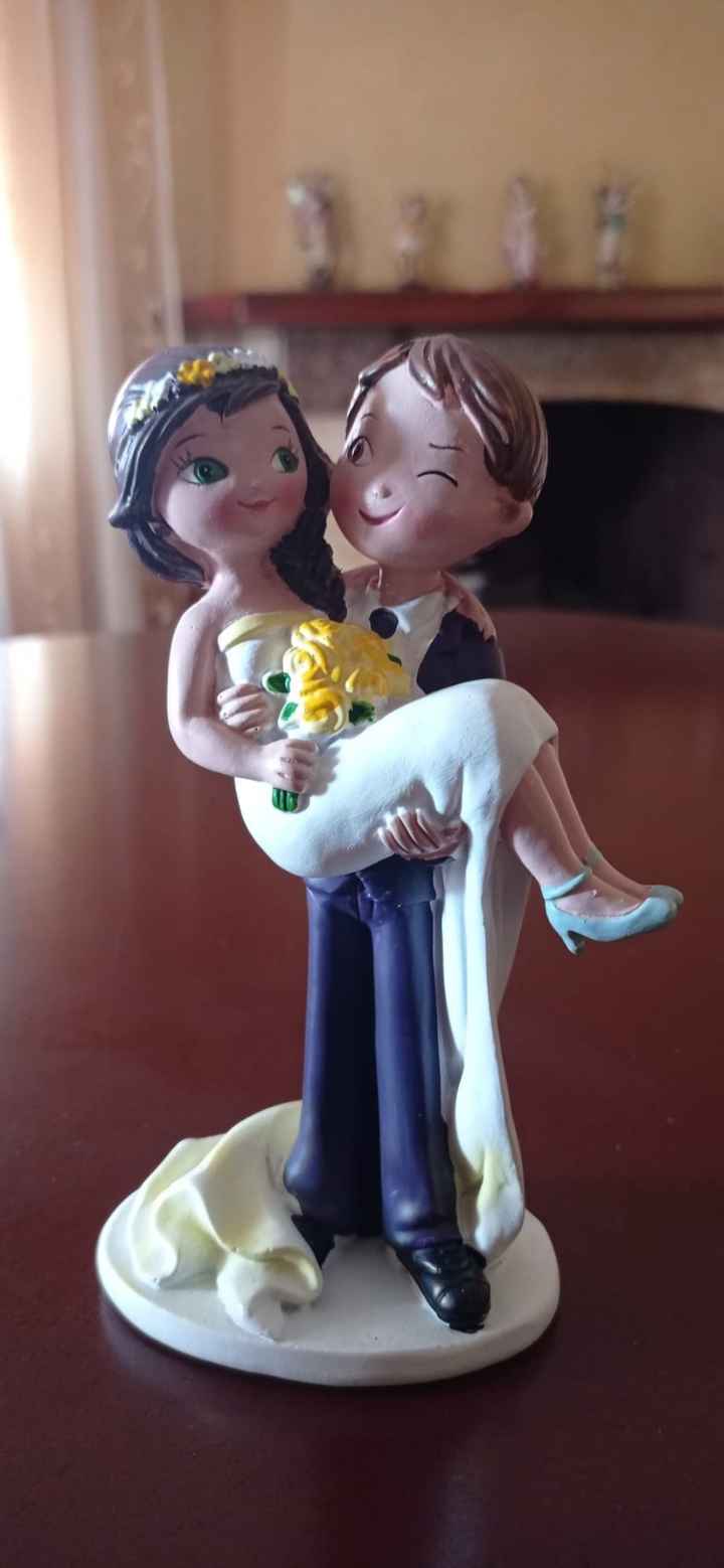 Sposini e Topper sulla torta - 1