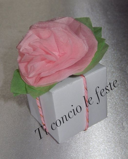 Segnaposto rosa su scatolina - 1