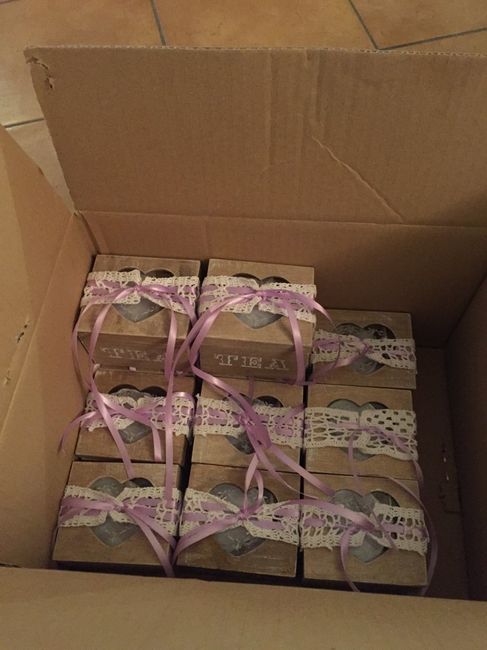 Inizio assemblamento bomboniere.... - 3