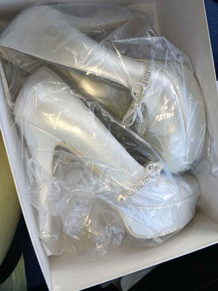 Scarpe comode o tacchi super altissimi? - 1