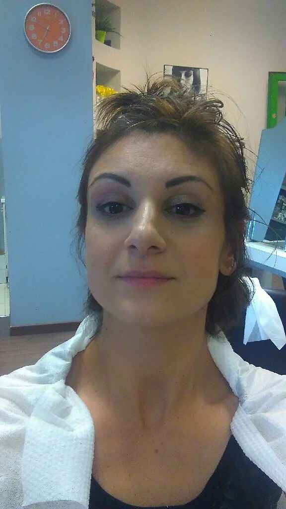 Trucco e "acconciatura" - 1