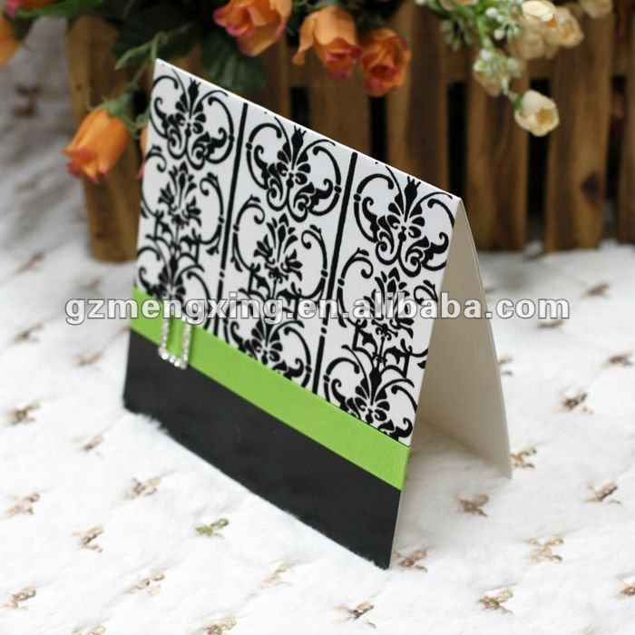 inviti con motivi neri