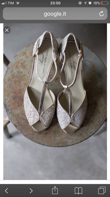  Scarpe con abito stile bohemien - 1