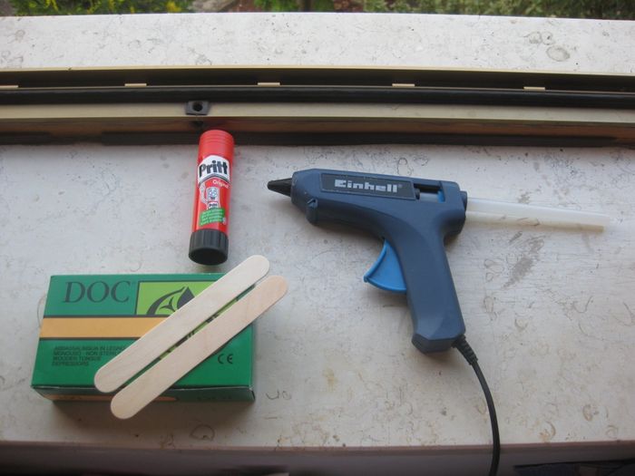 .........................