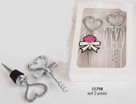 Bomboniere:bottiglia di vino,coppia di tazzine o profumatore - 1