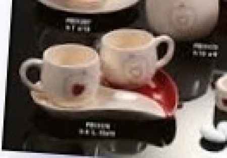 Bomboniere:bottiglia di vino,coppia di tazzine o profumatore - 1