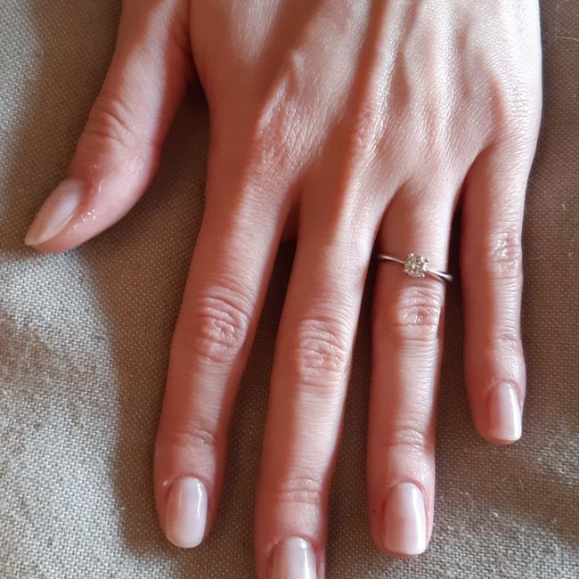 Gel o semi permanente unghie 1