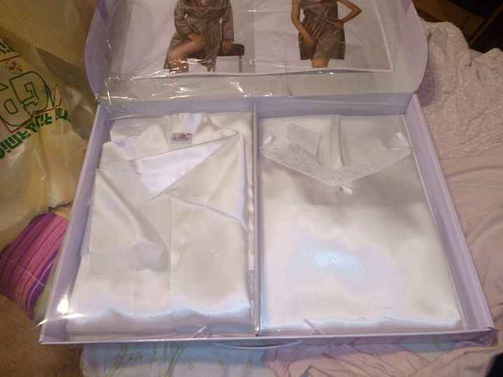 Vestaglia più ciabattine - 1