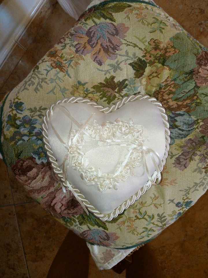 Porta fedi e cestino petali - 1