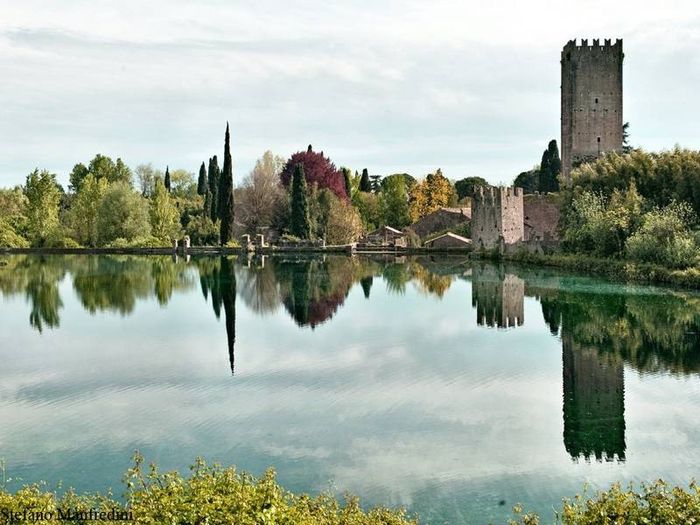 Castello ninfa