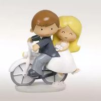 Cake topper