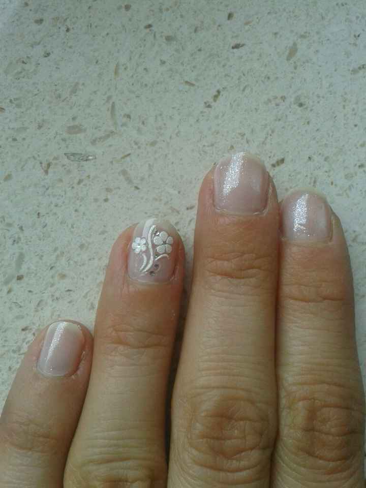 Manicure sposa, che ne dite? - 1