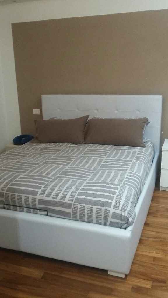 Parati x retro del letto - 1