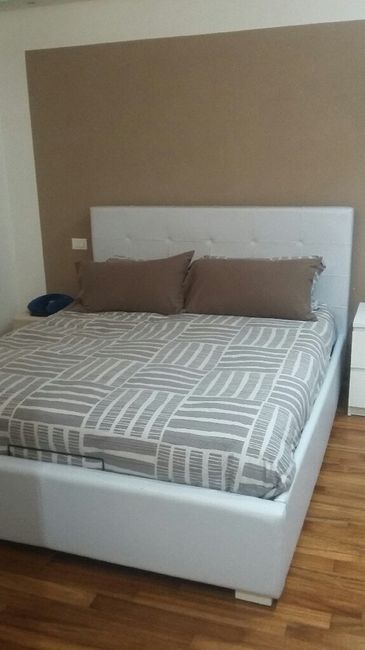 Parati x retro del letto - 1