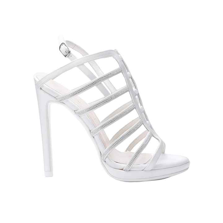 La scarpa per il gran giorno 👡👠🥿🥾👟 - 7
