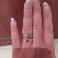 E ora mostraci una foto del tuo anello di fidanzamento! - 1