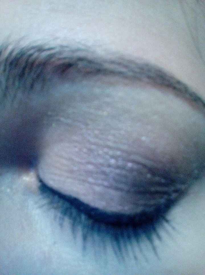  Make  up - 1