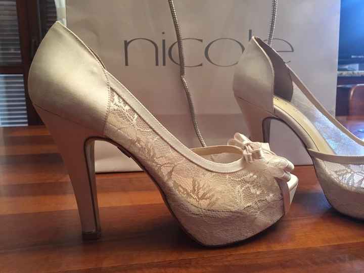 Scarpe...ho preso queste! - 1