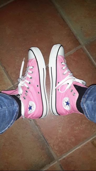 Abito morbido e scarpa all star? - 1