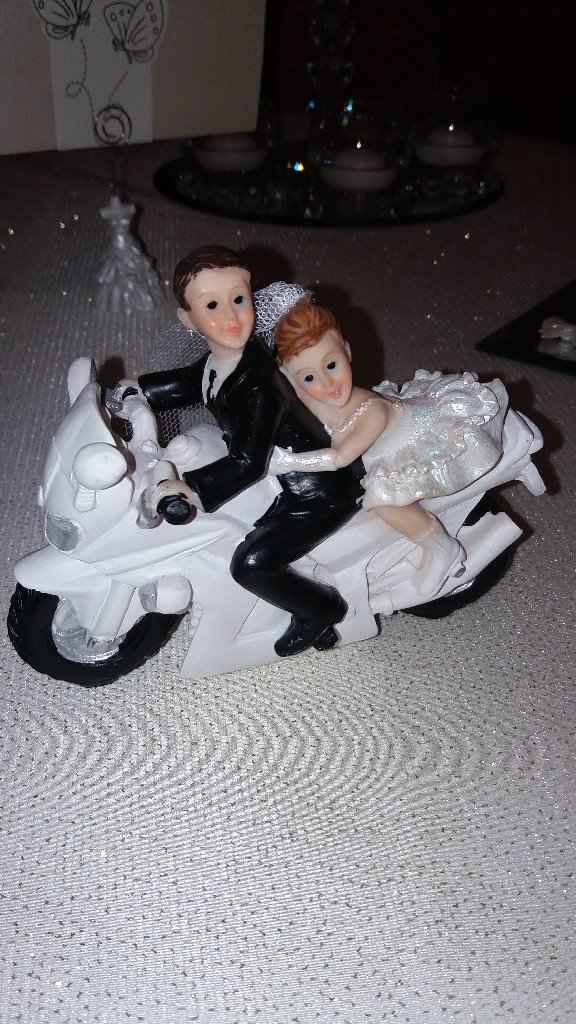 Cake topper divertente con occhiali da sole..aiuto! - 1