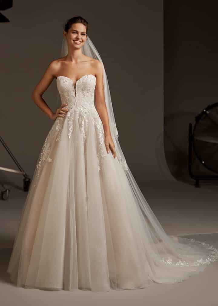 Pronovias lyra