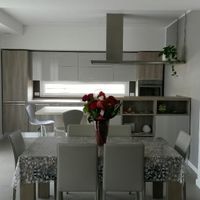 Mi fate vedere i vostri mobili? - 3