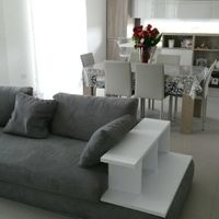 Mi fate vedere i vostri mobili? - 7