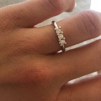 E ora mostraci una foto del tuo anello di fidanzamento! - 1