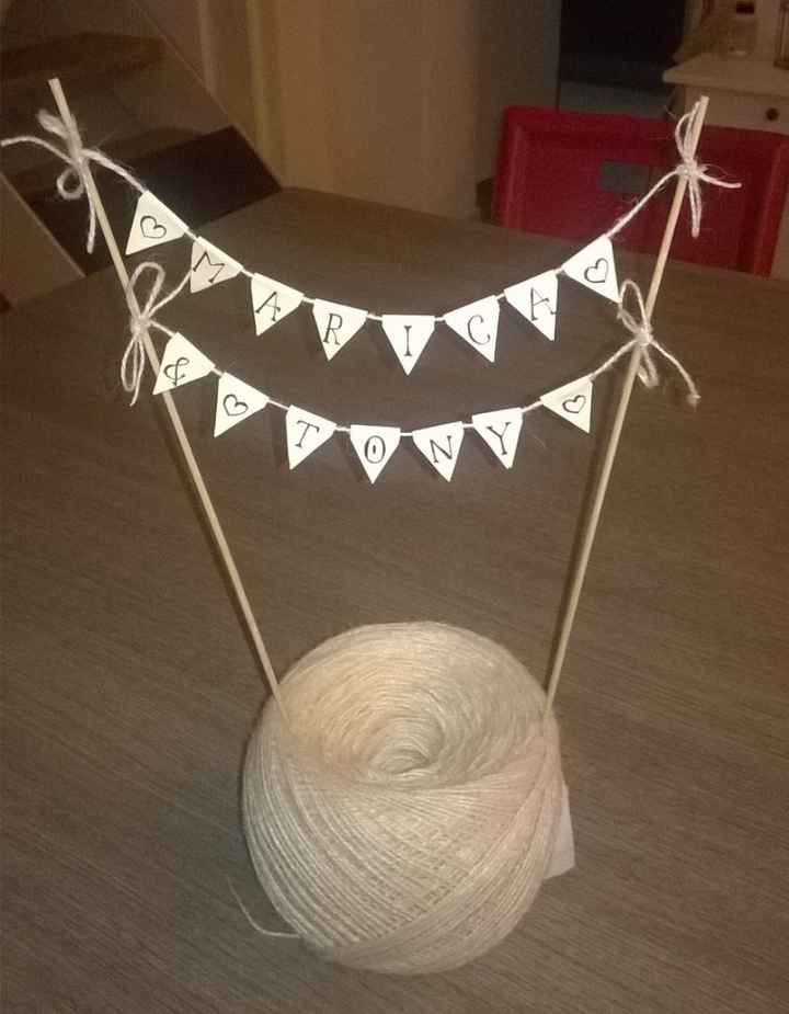 2.bunting cake topper