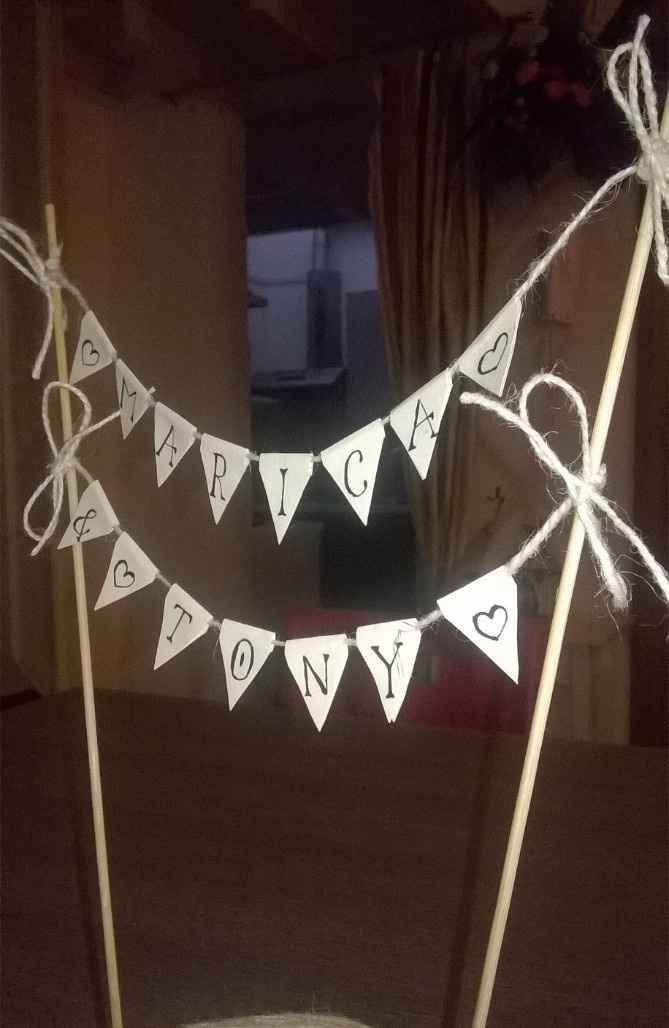 3.bunting cake topper