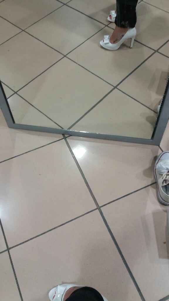 Scarpe prese - 2